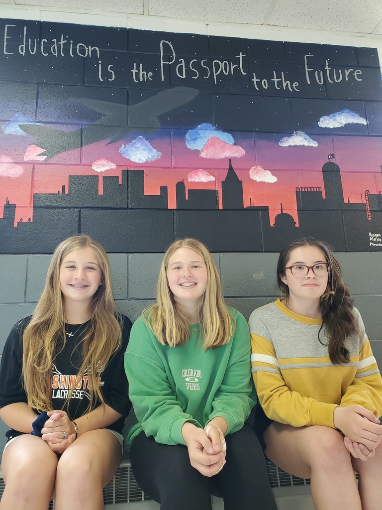 New mural by 7th grade students 